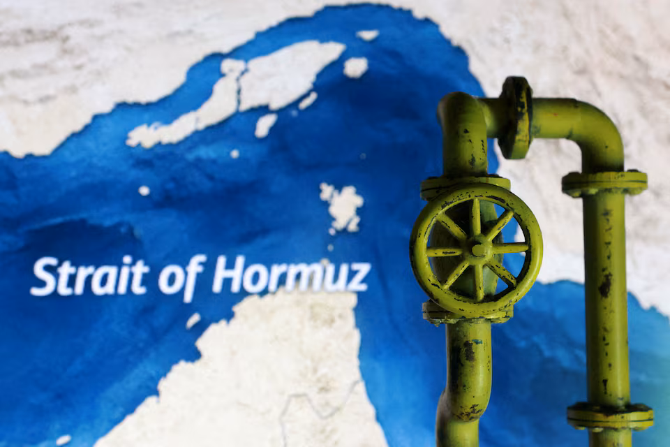 Trump’s Strait of Hormuz fee would have cost millions, opened “a very dangerous Pandora’s Box,” experts say