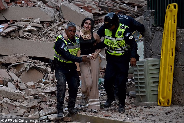 Venezuela earthquakes latest: UN preparing for up to 10,000 deaths, official says